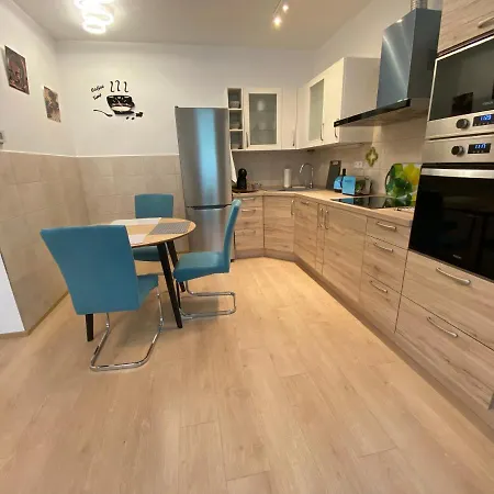 Ml Suites Na Ruská *