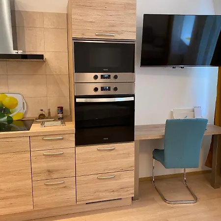Ml Suites Na Ruská Appartamento